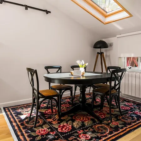 Luxury Townhouse Heart Of Galata 5br 3ba! #425 Tatil Evi