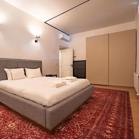 Luxury Townhouse Heart Of Galata 5br 3ba! #425 *
