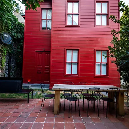 Luxury Townhouse Heart Of Galata 5br 3ba! #425 *